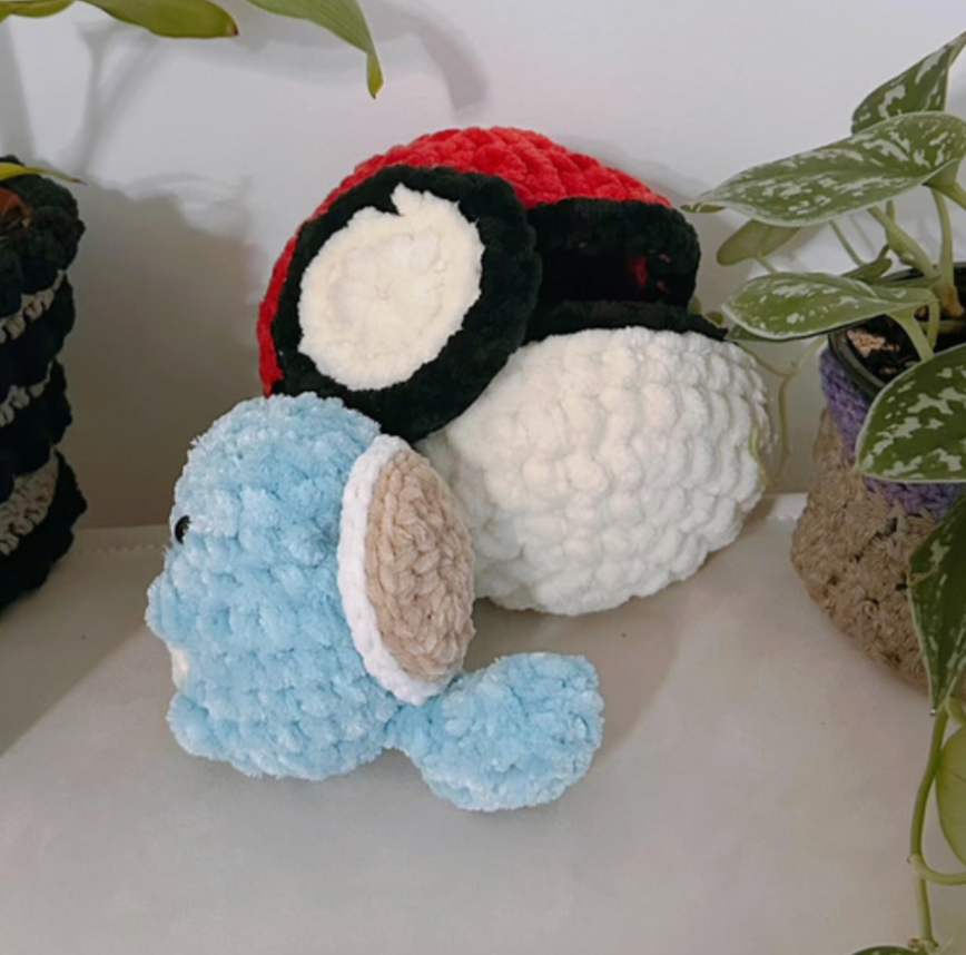 Free Crochet Pattern by Junie - Squirtle Pokemon-Inspired Chunky Pokeball